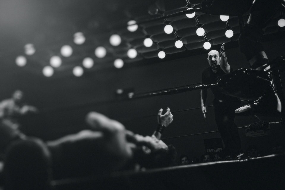 shun's article picture - pro wresting