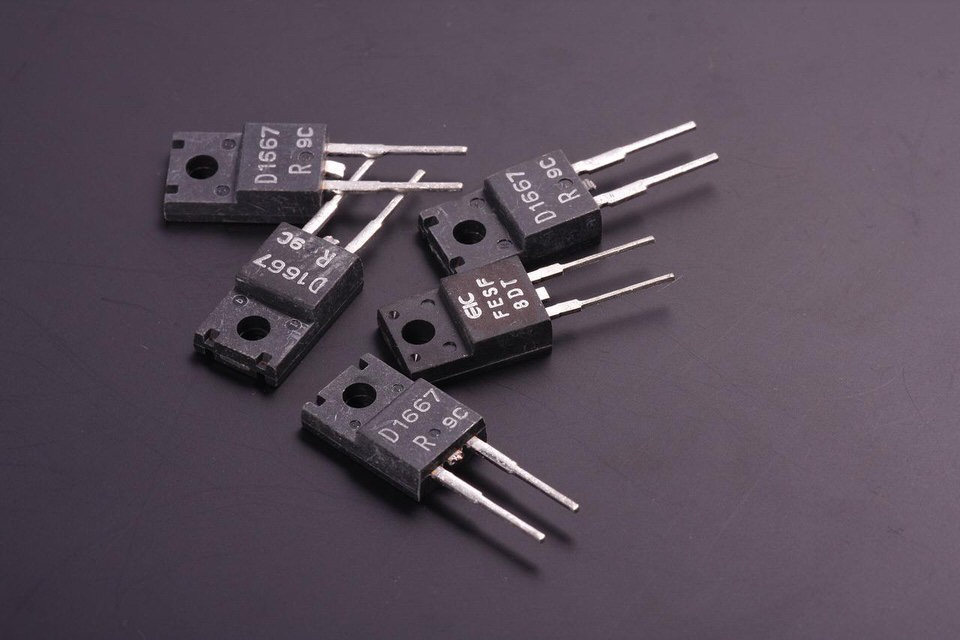 shun's article picture - diodes